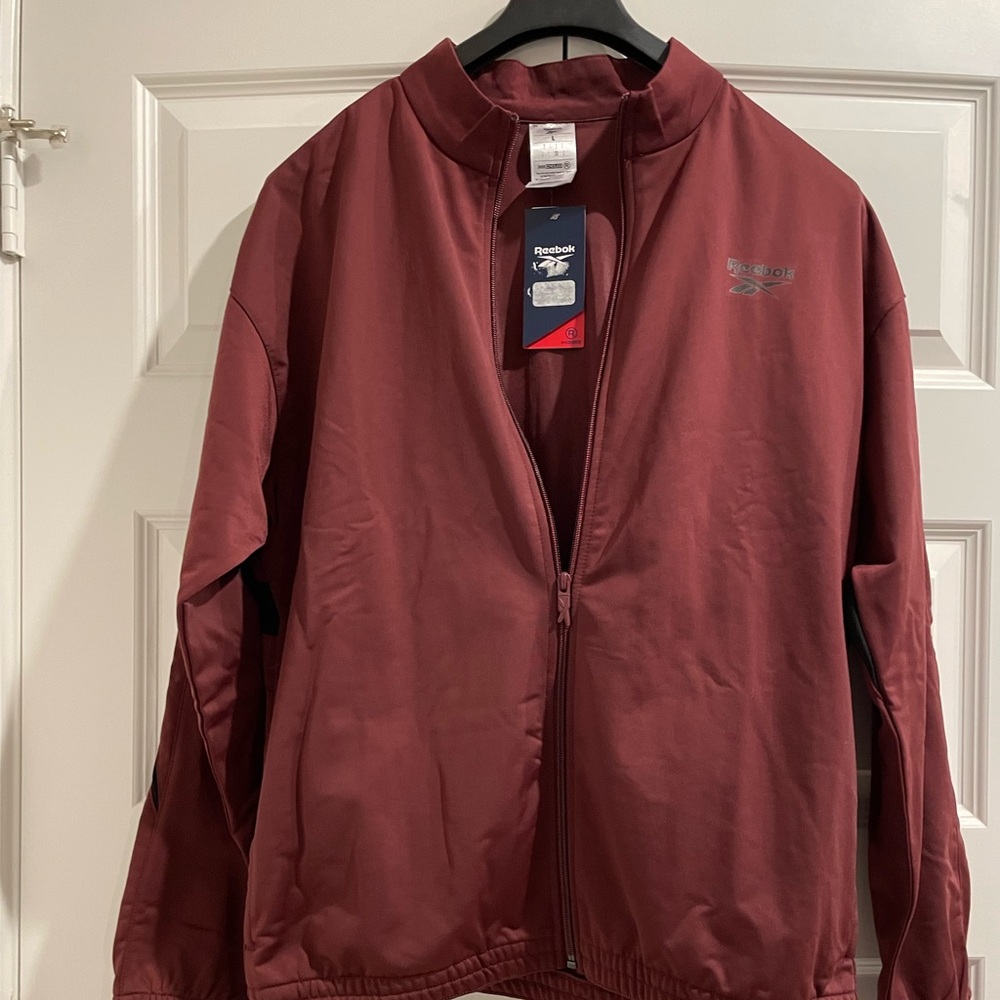 Reebok Men's Burgundy Windbreaker - Picture 4 of 4